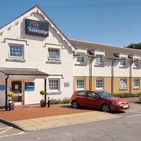 Travelodge Cardiff Airport Екстериор снимка