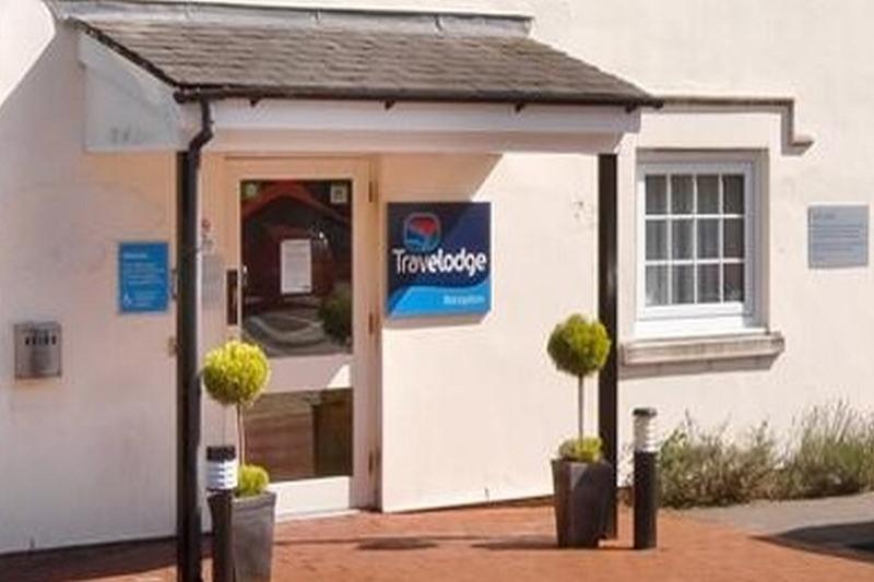 Travelodge Cardiff Airport Бари Екстериор снимка